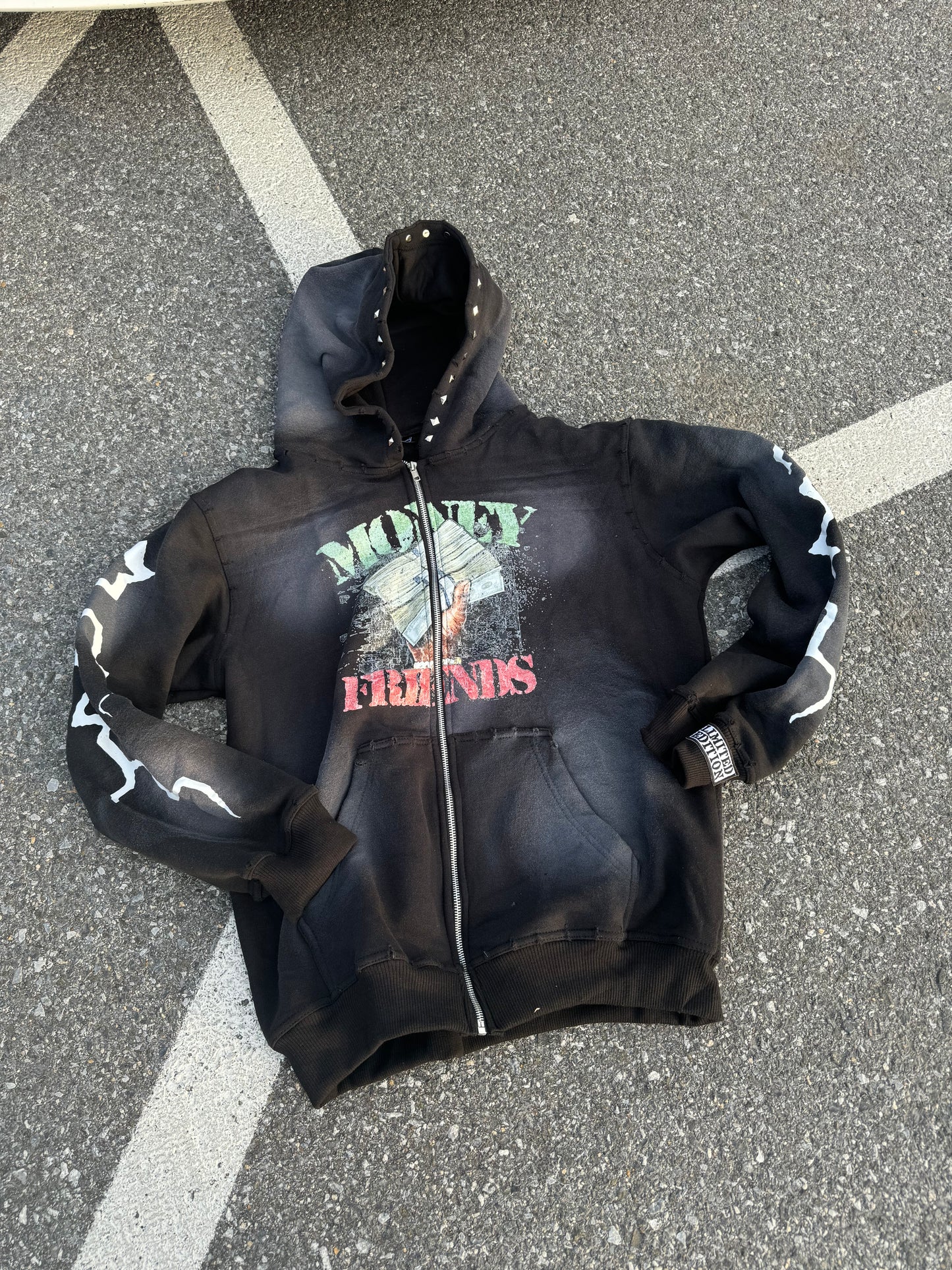 Cash Flow Zip Up